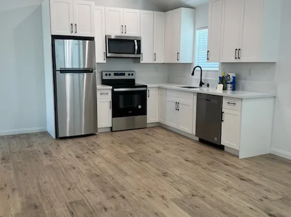 160 W Orange St, Covina, CA 91723