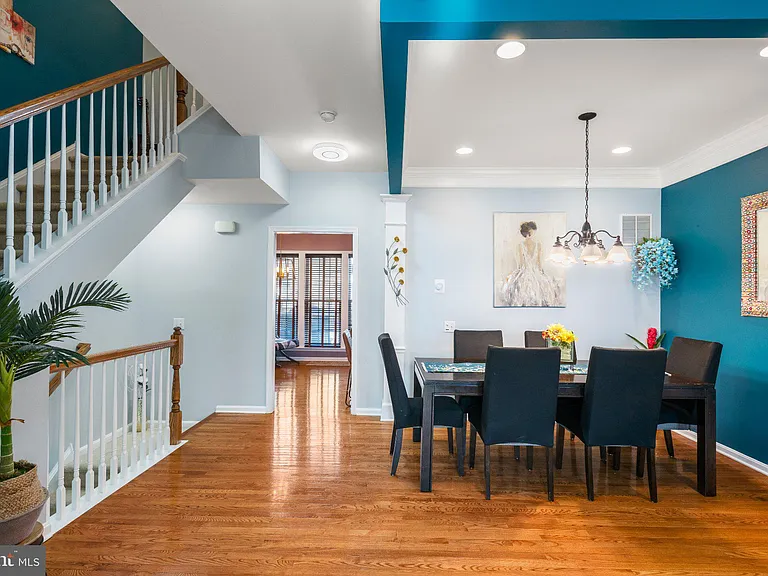 235 Baxter Dr — Photo 9