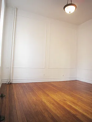 Rented by City Connections Realty | media 18