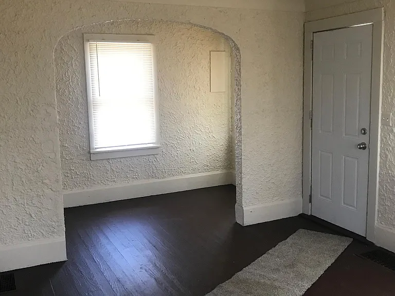2077 E Schumacher St — Photo 8