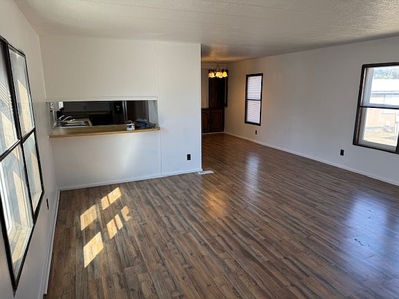 4th image of 1770 Easy St