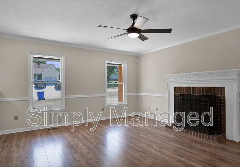 6764 Saint Julian Way — Photo 7