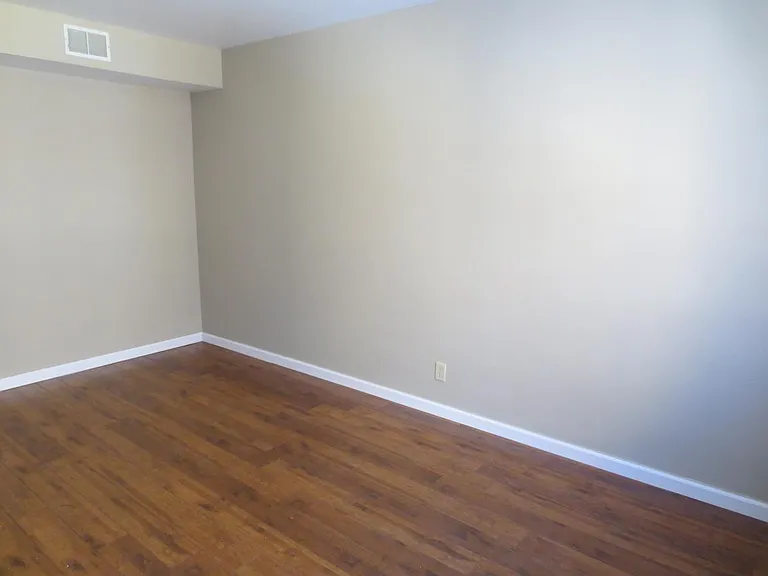 5712 Phillips Ave #B9 — Photo 27