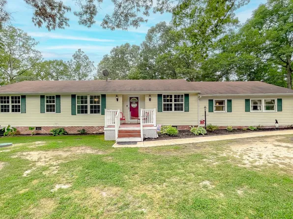 22755 Deerhaven Ln, California, MD 20619