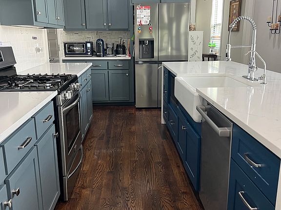 3rd image of 305 Leafland Ave