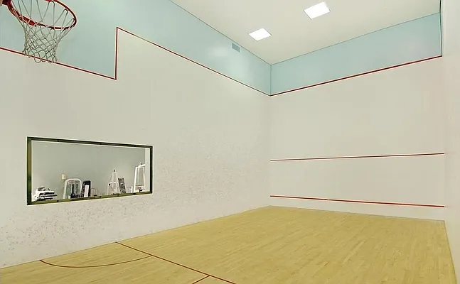 Sold by Compass | media 28