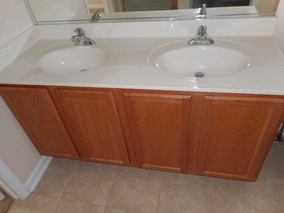 5th image of 902 Blazingwood Dr
