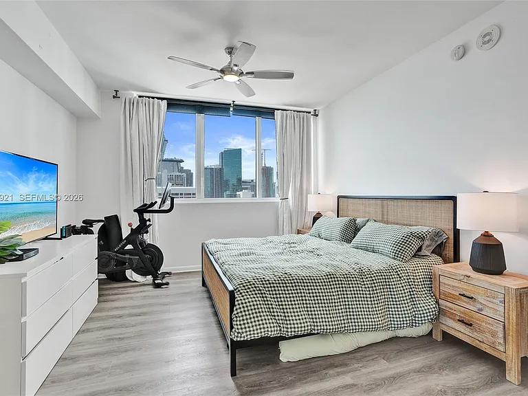 244 Biscayne Blvd #3409 — Photo 23