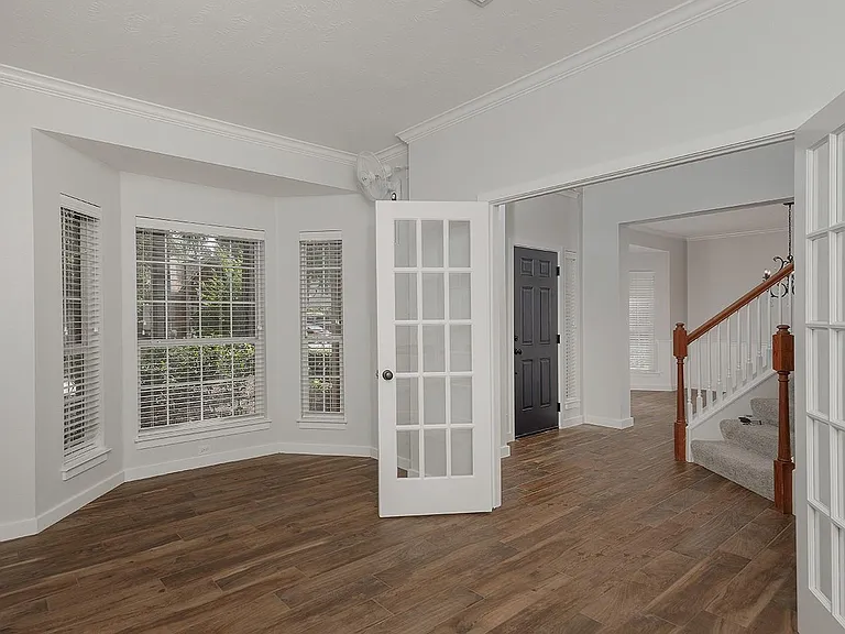 23 Shellbark Pl — Photo 7