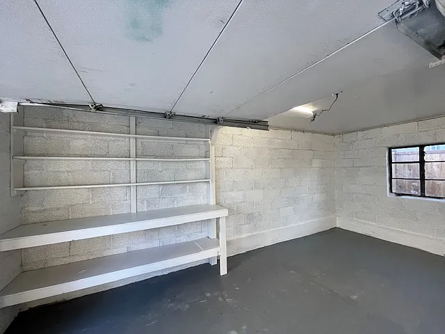 Additional work space/storage in the garage/studio