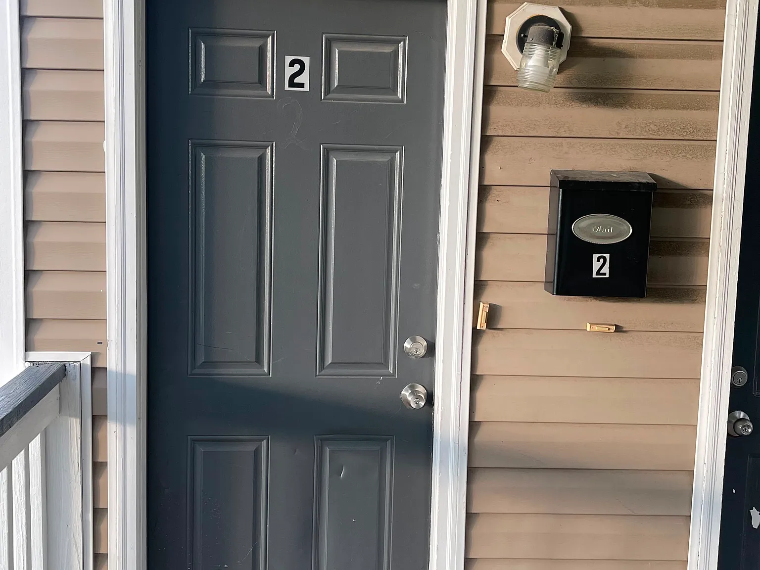 2 bed, $1,400 — Photo 1