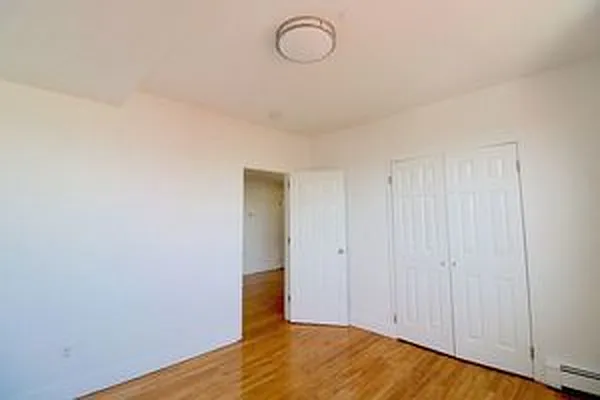 Rented by Compass | media 7
