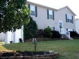 18 Saturn Ct, Martinsburg, WV 25404