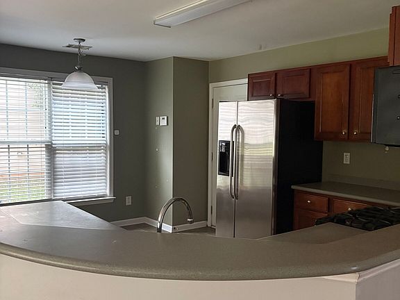 4th image of 3289 Wellington Walk SW