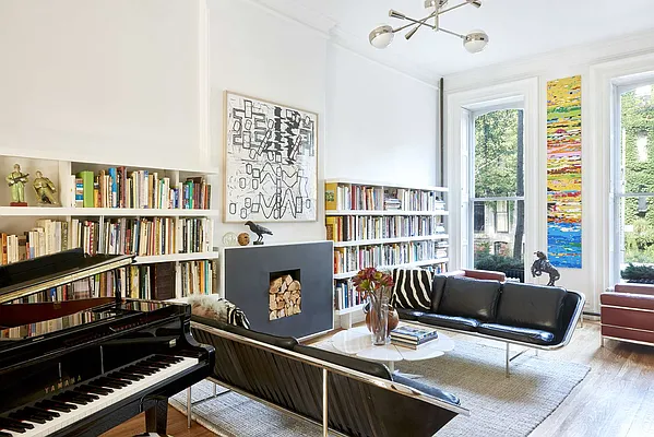 Rented by Warburg | media 57