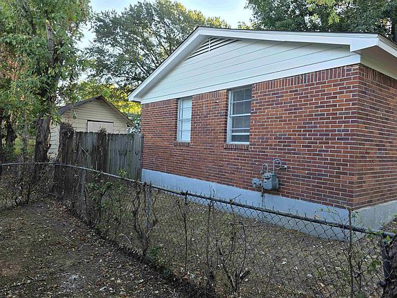 3rd image of 2282 Arlene Ave