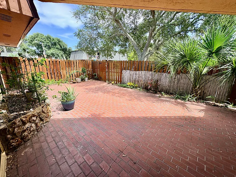 18 Cedar Dunes Dr — Photo 28