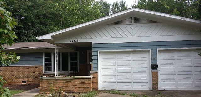 2/1 1400 SqFT Brentwood