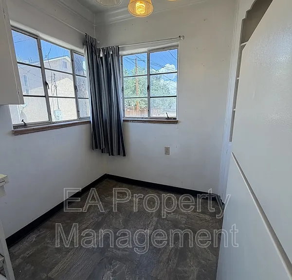 414 Pine St SE #2 — Photo 12