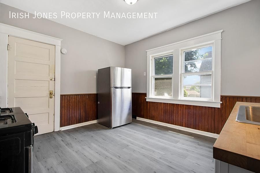 1st image of 67 Newman Pl Floor 2