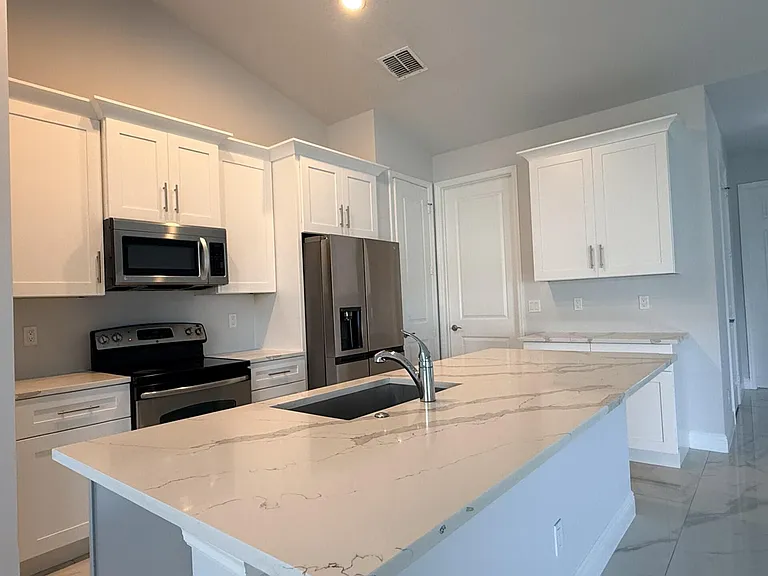 5673 NW Whitecap Rd — Photo 12