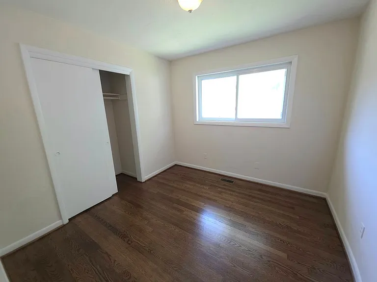 87 Kendall Dr — Photo 10