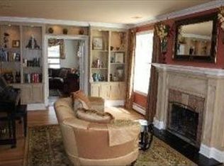 193 East Rd, Glen Ellyn, IL 60137