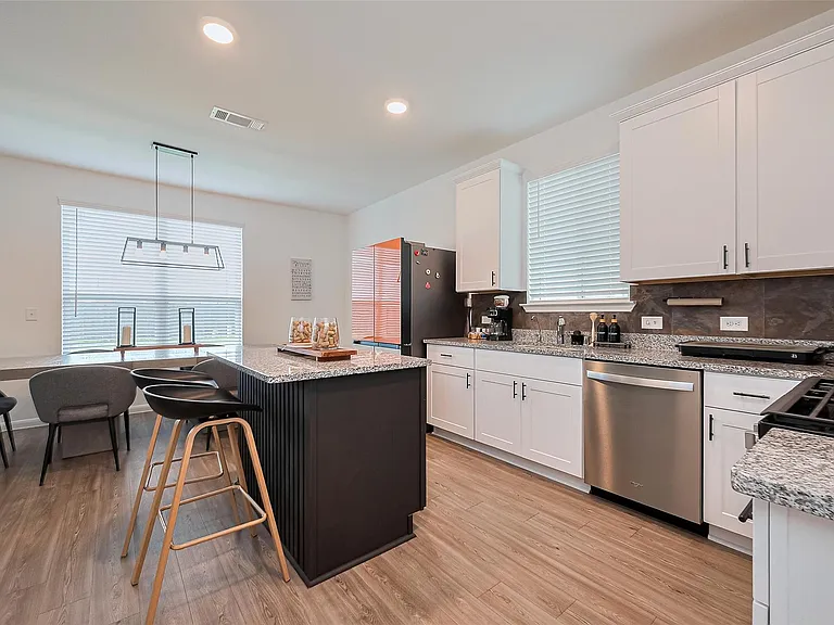 17711 Vernonia Ln — Photo 14