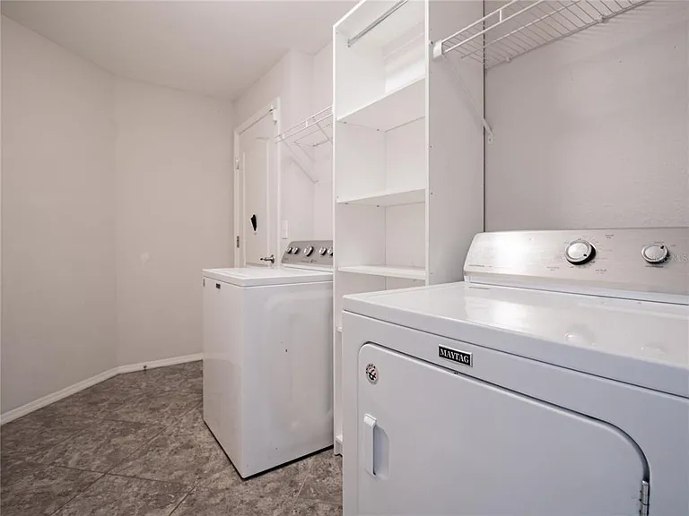 2628 Sunset Cir — Photo 19
