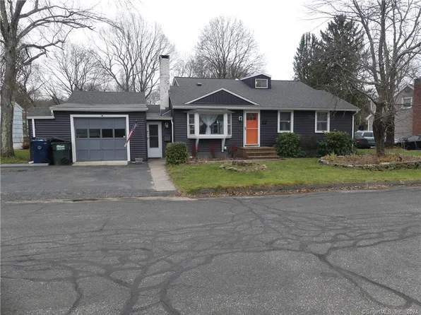 24 Hoye Street, Plymouth, CT 06786