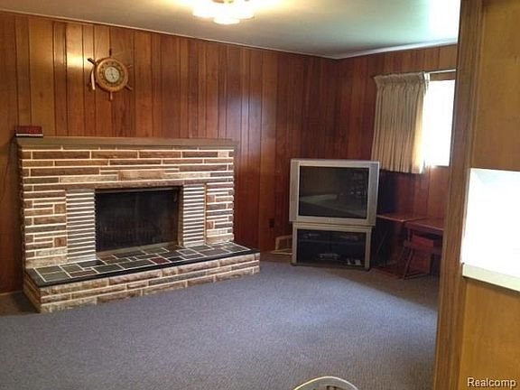 2nd image of 37257 Marion Dr
