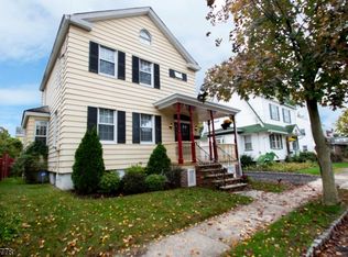 29 Oak St, Bloomfield, NJ 07003