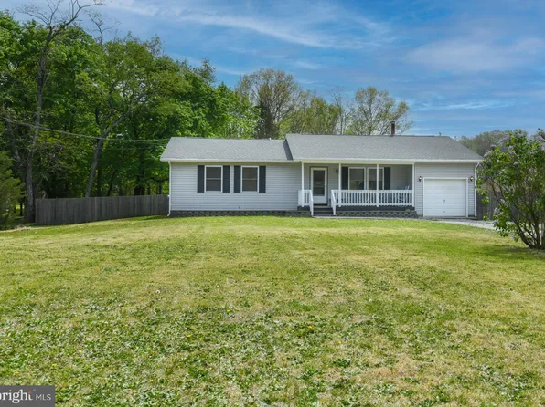 6520 Lake Rd, Newfield, NJ 08344