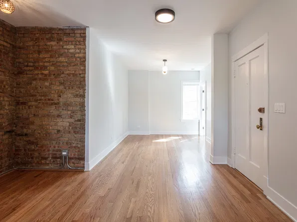 4013 N Lowell Ave APT 1E, Chicago, IL 60641
