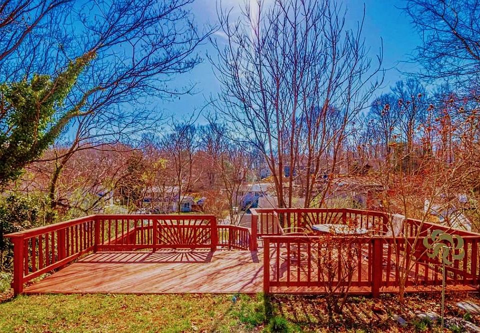 Upper level of deck (winter view, before refinishing)