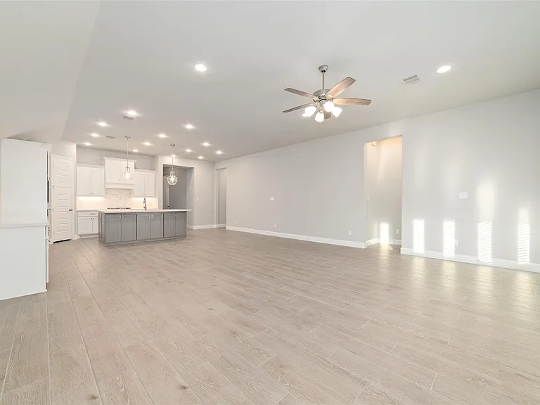 31215 Crescent Hill Dr — Photo 28