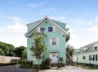 16 Roundy St, Beverly, MA 01915