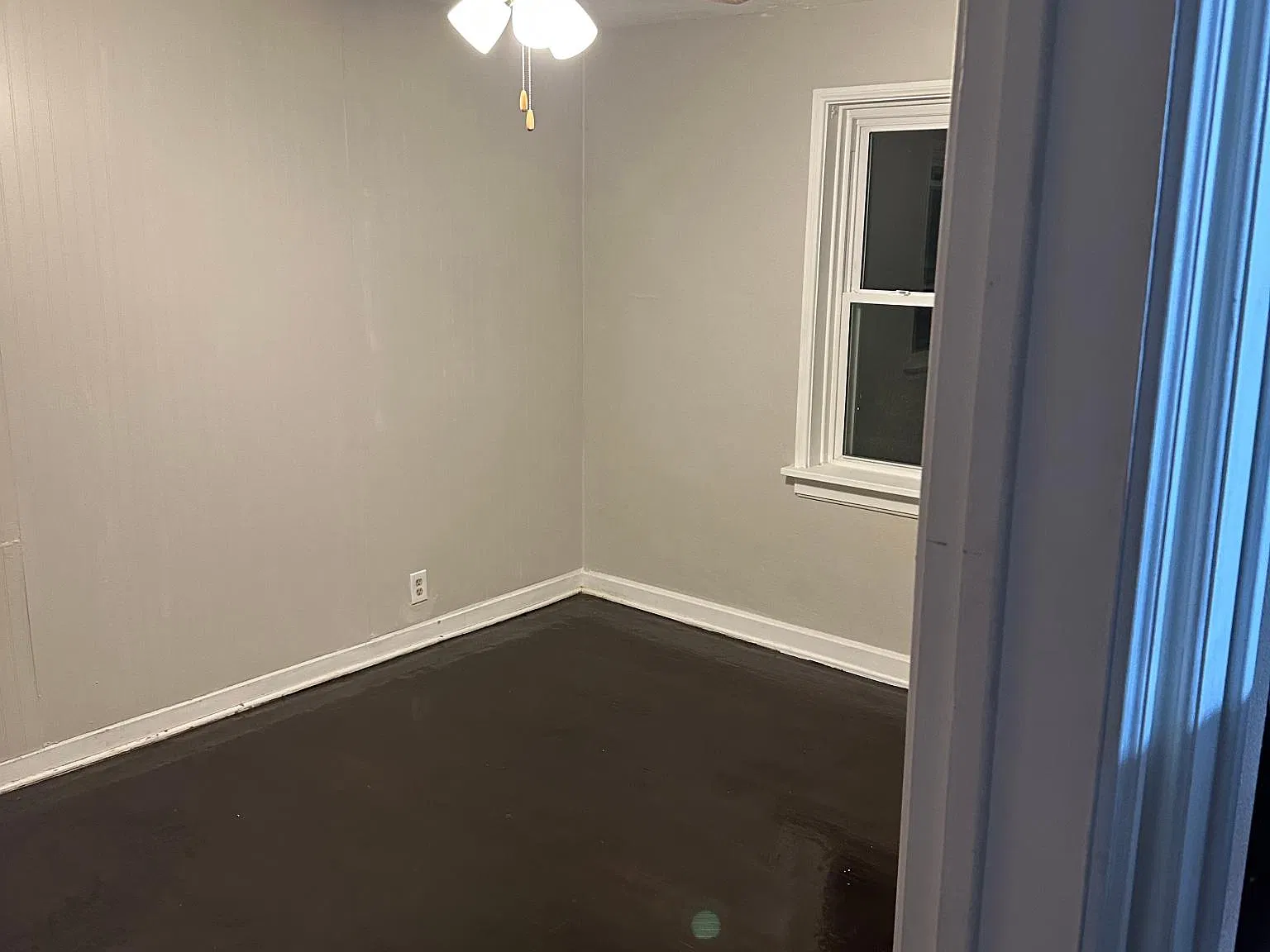 2 bed, 1.5 bath, 910 sqft, $1,350 — Photo 3