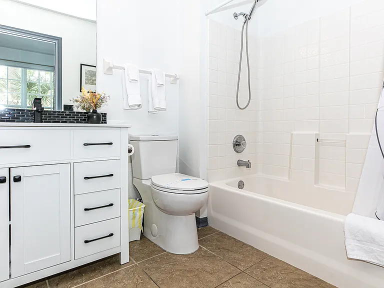 146 Bayswater Ln — Photo 15
