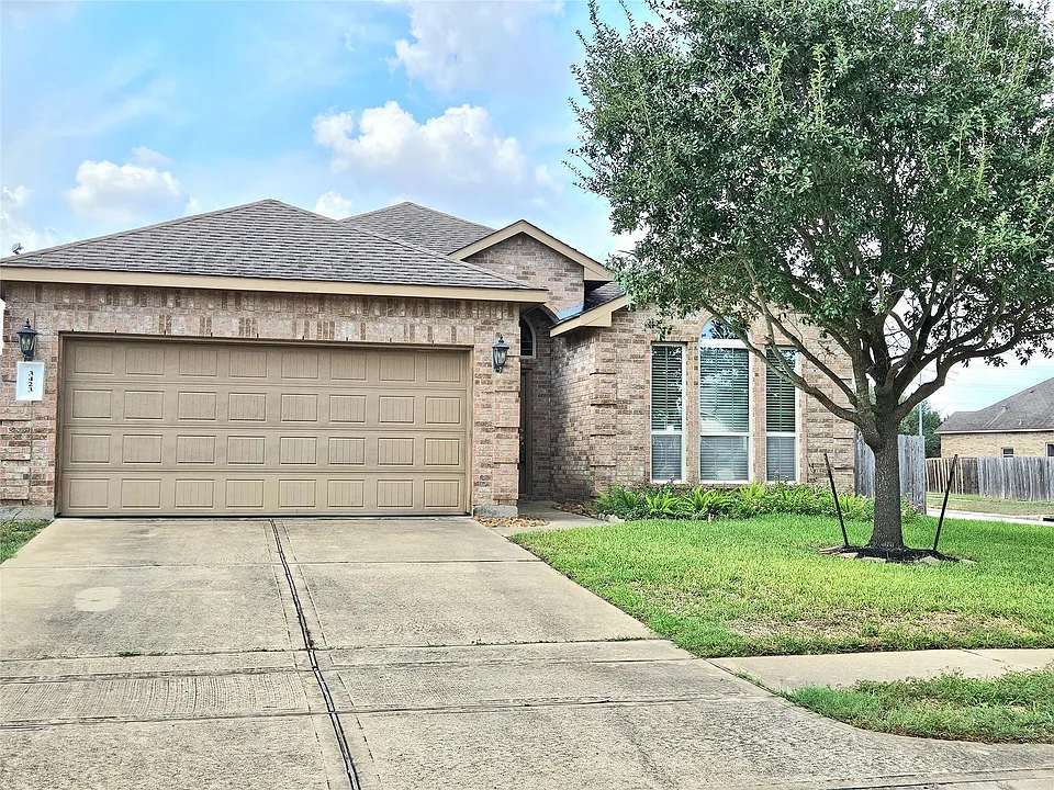 3423 Daniel Falls Ln