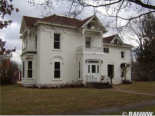1st image of 605 W Grand Ave