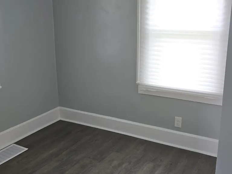 3040 Main St — Photo 2