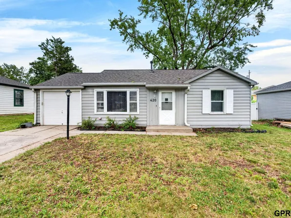 420 S 46th St, Lincoln, NE 68510