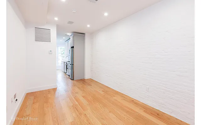Rented by Douglas Elliman | media 66