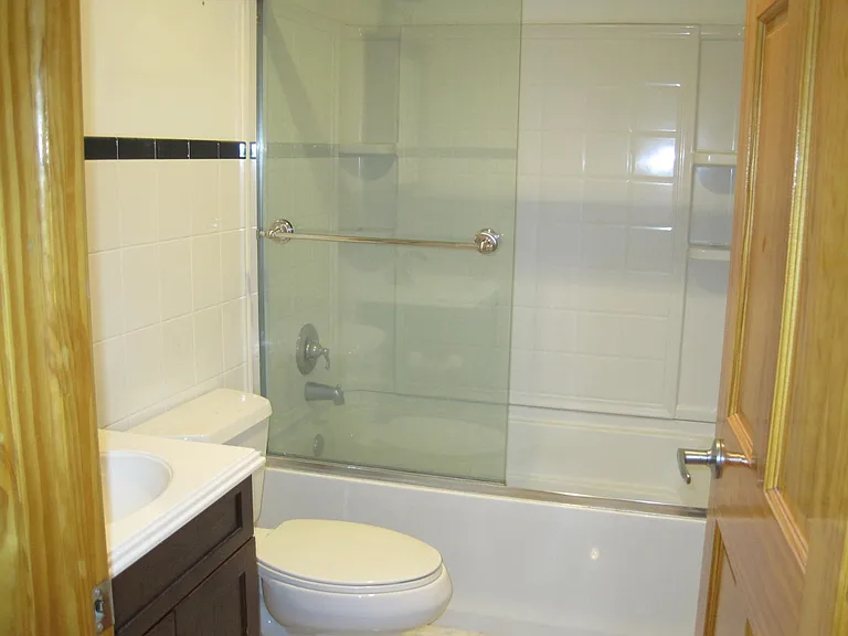 1638 South St #4 — Photo 13