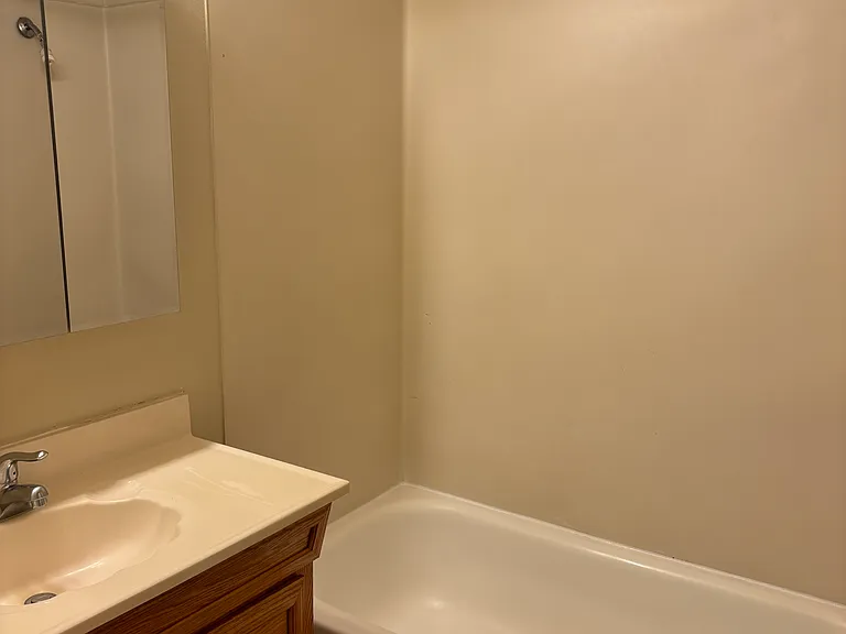 1634 S Kent Des Moines Rd #2 — Photo 10