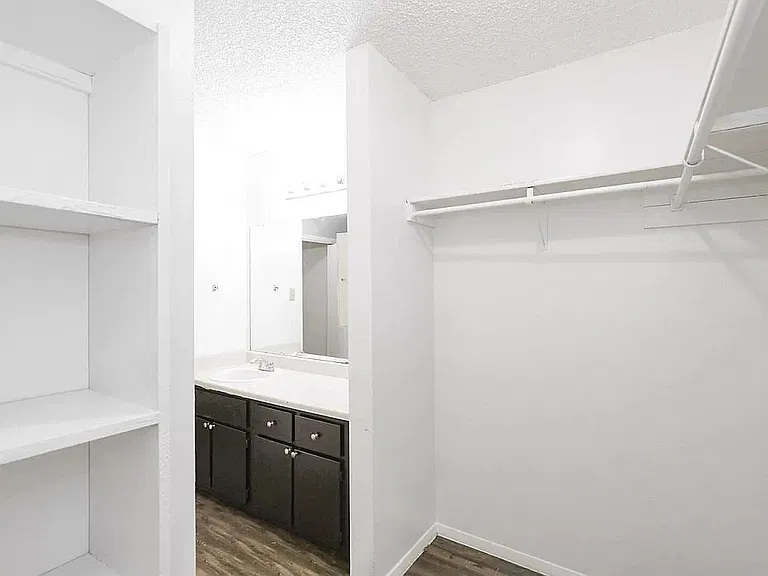 Copper Mill Apartments — Photo 8