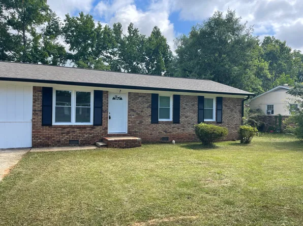 2710 Somerton Dr, Morrow, GA 30260