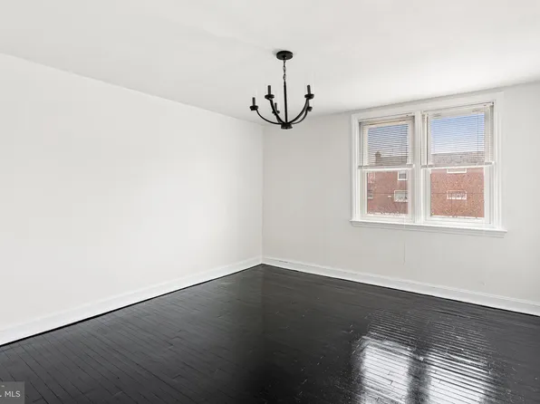 7675 Overbrook Ave, Philadelphia, PA 19151