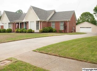 221 Case Rd, Huntsville, AL 35811